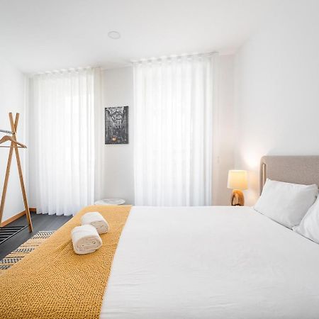 Guestready - Bright Duplex In Downtown Hotel Porto Bagian luar foto