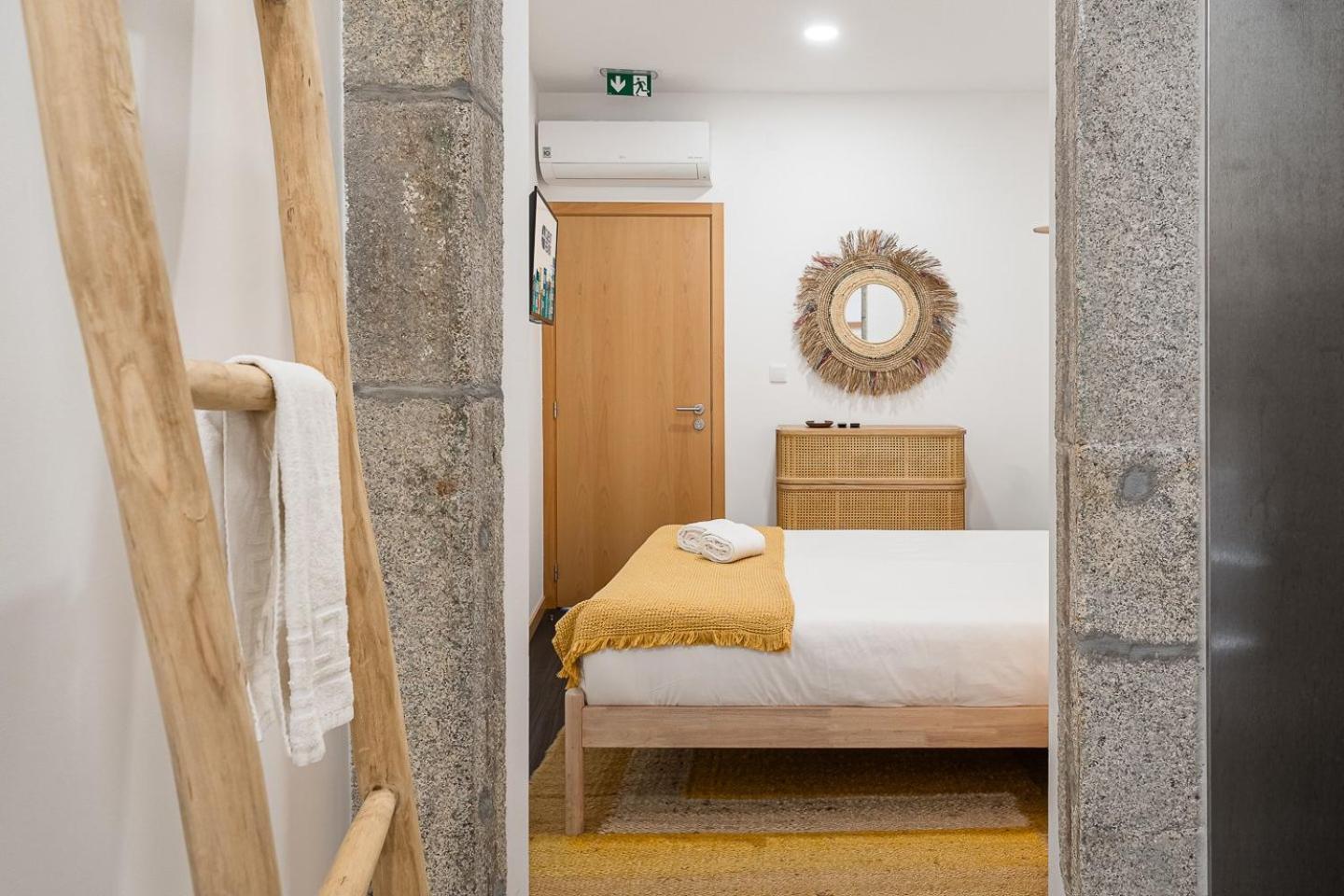 Guestready - Bright Duplex In Downtown Hotel Porto Bagian luar foto